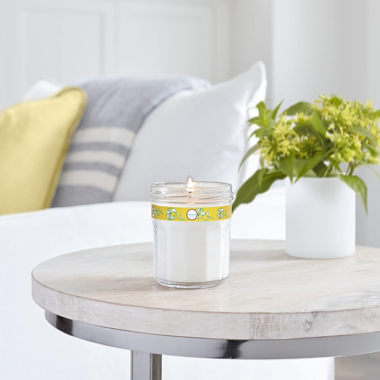 MRS. MEYER'S CLEAN DAY Soy Aromatherapy Candle, 35 Hour Burn Time, Made with Soy Wax and Essential Oils, Honeysuckle, 7.2 Oz