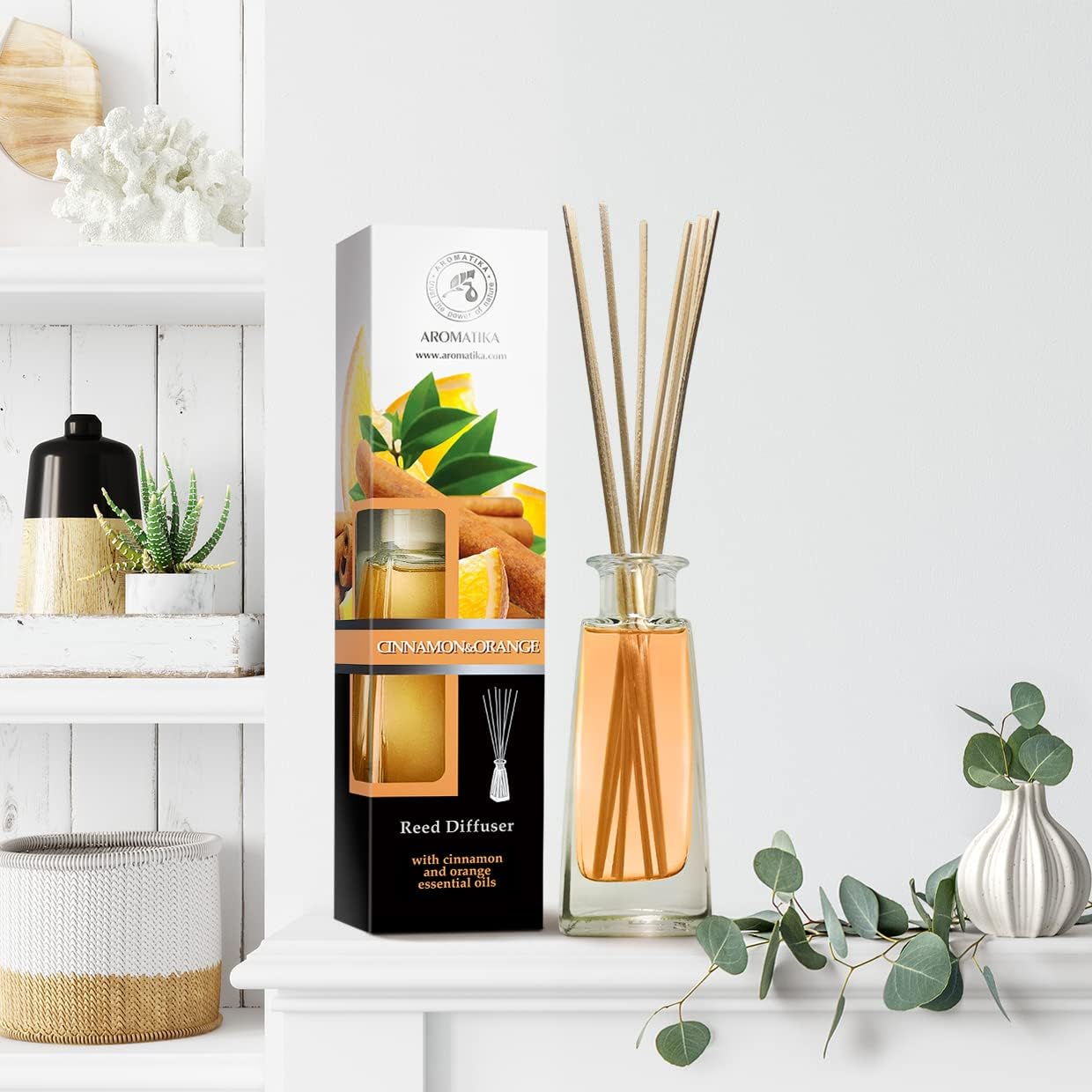 Reed Diffuser Cinnamon & Orange 3.4 Fl Oz (100ml) - Room Diffuser with Cinnamon and Orange Essential Oils - Fragrance Diffuser with Rattan Sticks - Christmas Scent - Scented Diffusers - Home Fragrance