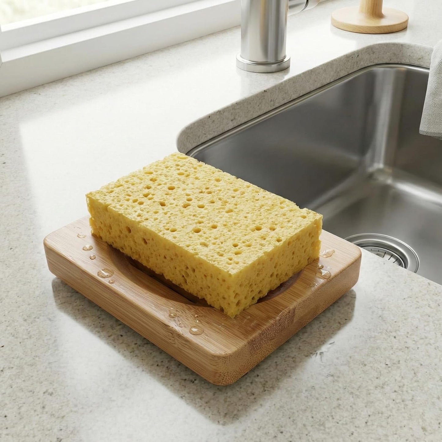 2 PCS Shower Steamer Holder Wood Soap Dish Holder Bamboo Soap Dish Wooden Soaps Dishes for Shower Home Bathroom (Round and Square)