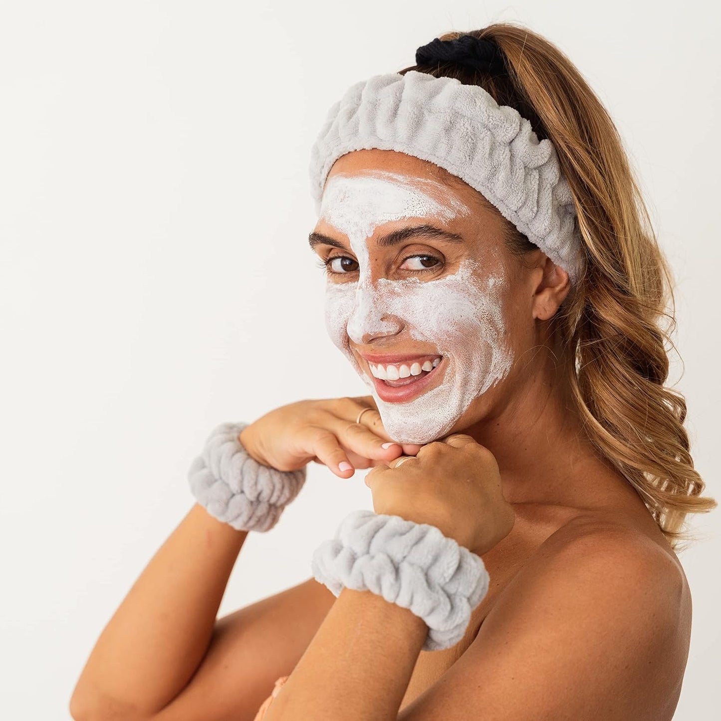 FROG SAC Spa Headband and Wristbands for Face Washing, Fuzzy Skincare Make Up Headbands Set for Women, Soft Puffy Makeup Skin Care Facewashing Hair Band Accessories for Girls (Gray)