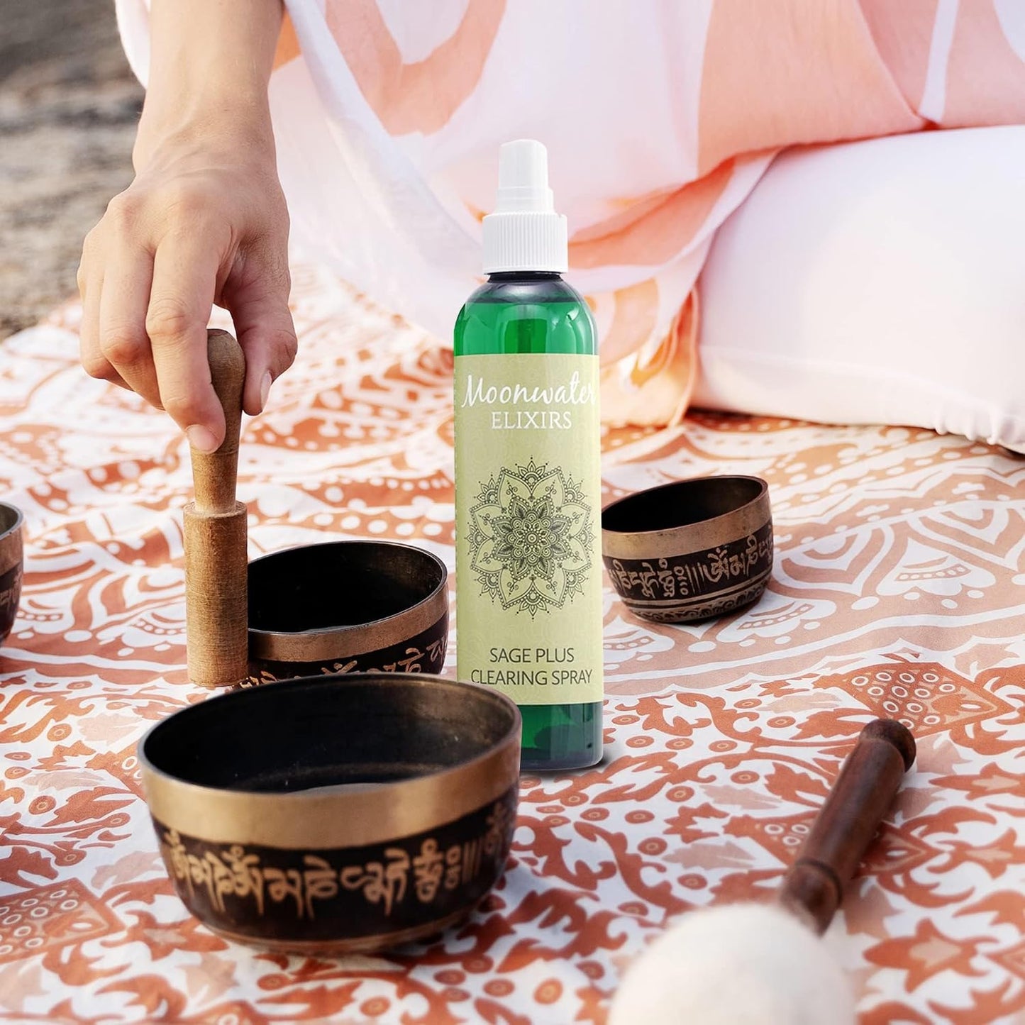 White Sage Smudge Spray for Spiritual Cleansing & Aura Protection, Sage Mist for Cleansing Negative Energy & Protection, Home & Meditation, Clear Quartz Reiki Energized Aromatherapy Room Spray - 4oz
