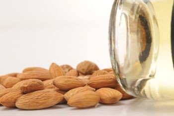 Organic Unrefined Sweet Almond Oil | 4oz Imported From Italy | 100% Pure | Cold Pressed | Hexane Free | Natural Moisturizer |Great For Hair, Skin & Nails | Carrier Oil | Great To Dilute Essential Oils