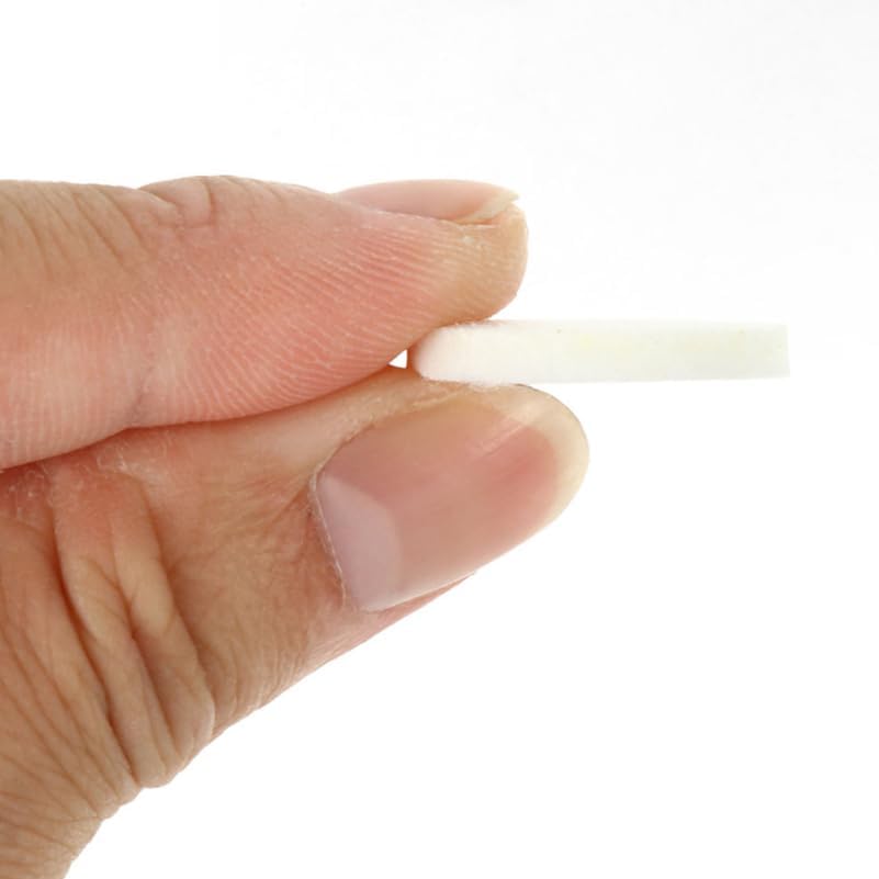 PRETYZOOM 200pcs Cotton Aroma Pads Essential 22 mm Oil Diffuser Replacement Pads for Aromatherapy Necklaces White Fiber for Diffusing Scents