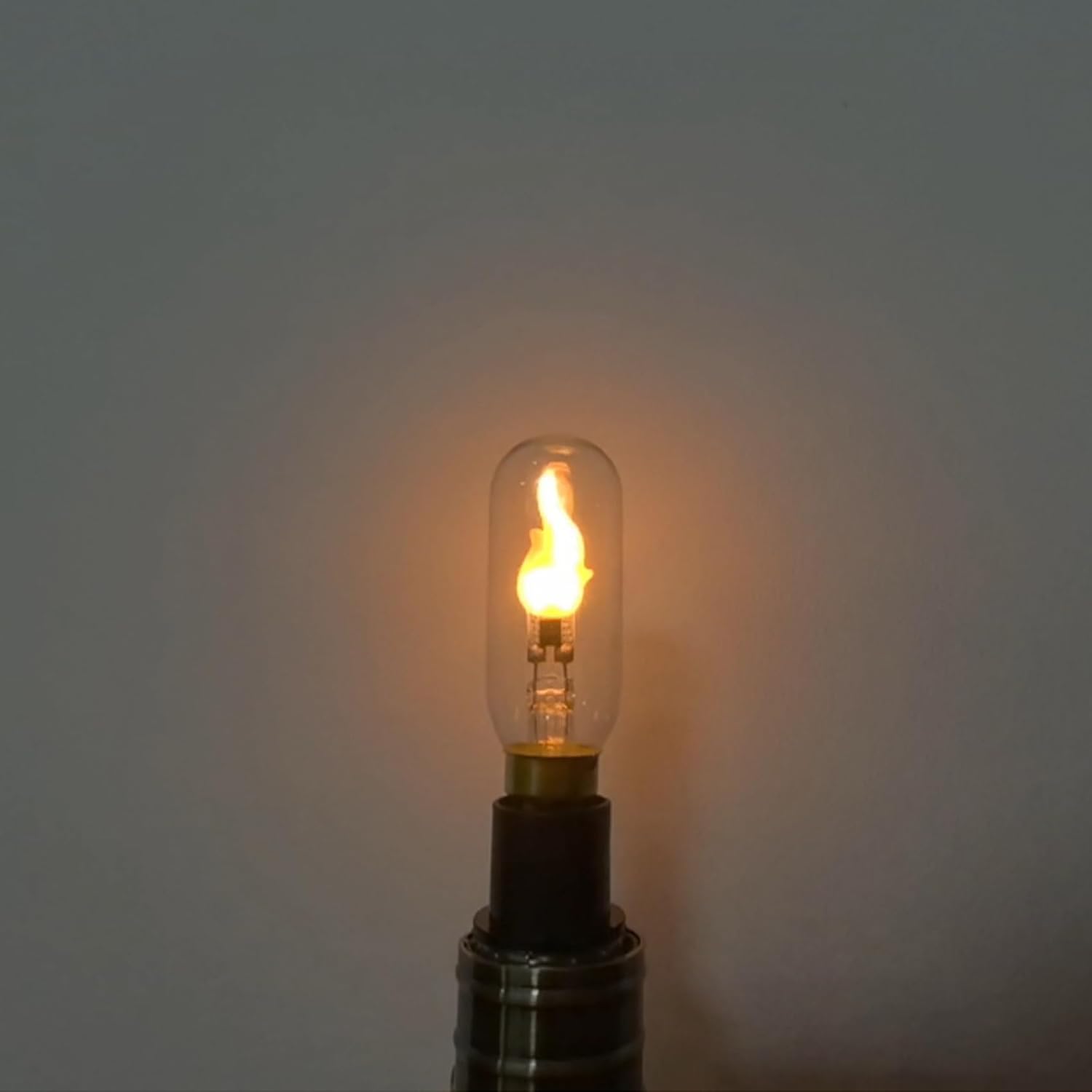 SHUWDKAR Flickering Light Bulbs, E12 LED Flickering Candelabra Flame Effect Light Bulbs, Candelabra LED Fire Effect E12 Flicker Flame Bulb for Decoration, 6 Pack