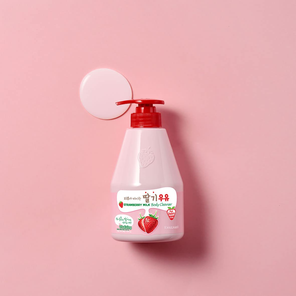 Kwailnara Strawberry Milk Body Wash (19.75 Fl Oz) – Korean Body Cleanser for Hydrated & Smooth Skin | Milk Protein, Royal Jelly & Exfoliating Strawberry Extract | Paraben-Free with Gentle Bubbles