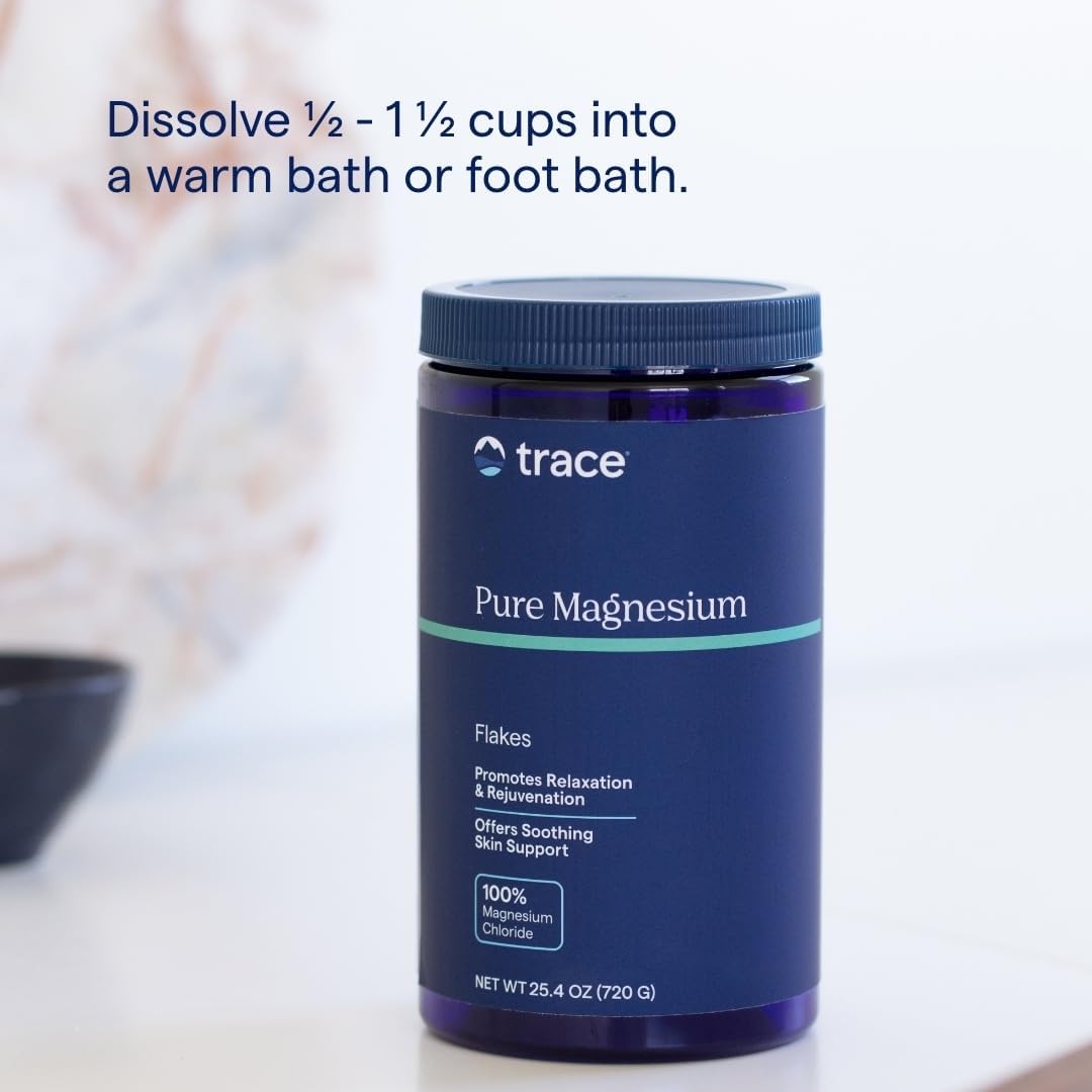 Trace Minerals Magnesium Flakes - Magnesium Bath Flakes for a Soothing Soak - Soft Skin - Sleep Support - Soothe Tired Muscles & Body Stiffness - Maximum Absorption - Vegan & Unscented - 25.4 oz