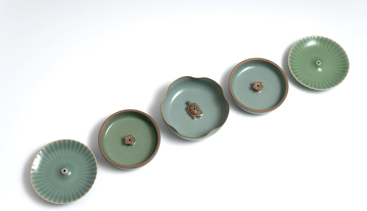 Five-piece Handmade Blue Porcelain Incense Burner Gift Set, Featuring a Design of a Turtle and Flowers, Used as a dust Collector for Meditation, Yoga and Zen Home Decoration.