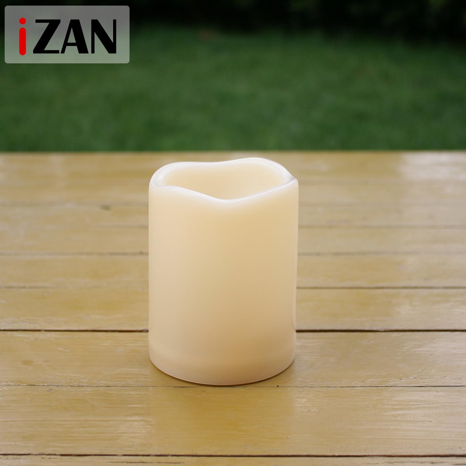 iZAN Set of 1 Outdoor Flameless LED Candle with Timer - Waterproof Plastic Flickering Battery Operated LED Pillar Candles Wedding Party Garden Decoration Long Lasting Battery Life 3x4 inch