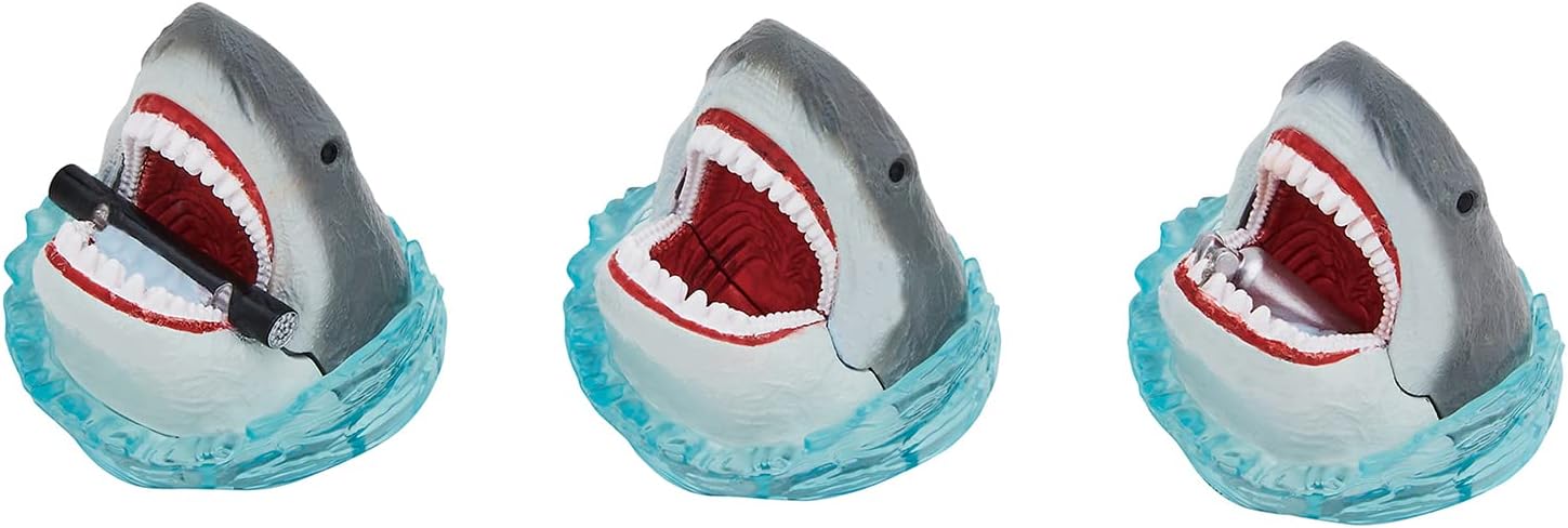 BANDAI Bikkura Egg Bath Theater Jaws ~ Fear MAX Entertainment Experience Version