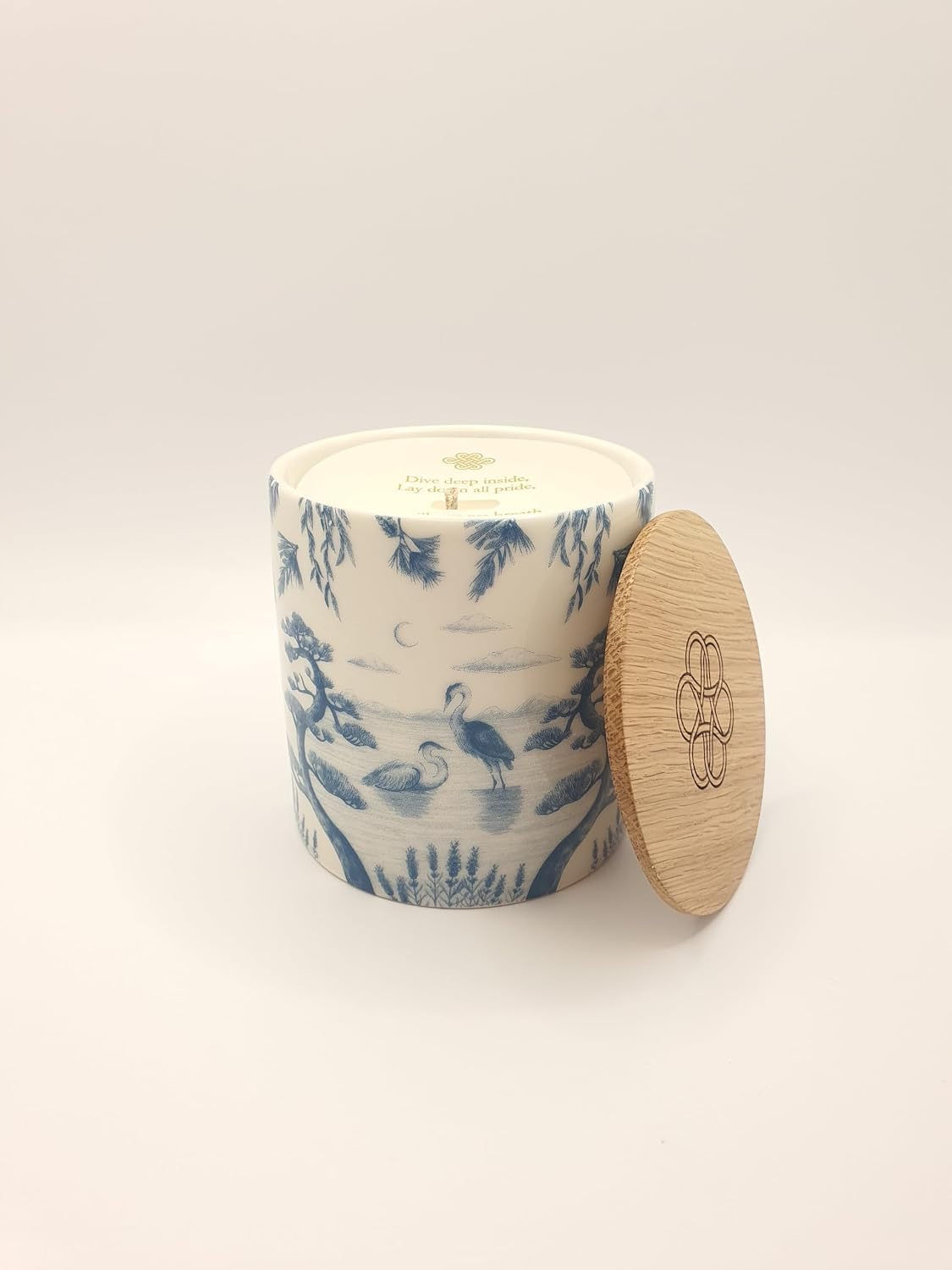 Prachya Enstasis Scented Candle - Spearmint & Black Agarwood, Soy Wax, Artisan Porcelain Cup, 250g