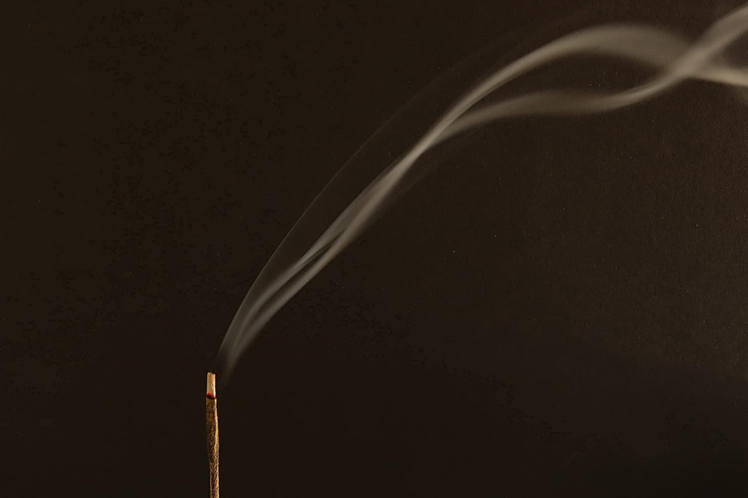 Oud Agarwood Incense Sticks - Artisan Luxury Masala Incense - Rolled Long-Burning (75 Minutes) Extra-Thick Sticks - Exotic Divine Scent for Home, Spirituality & Meditation - Oudh