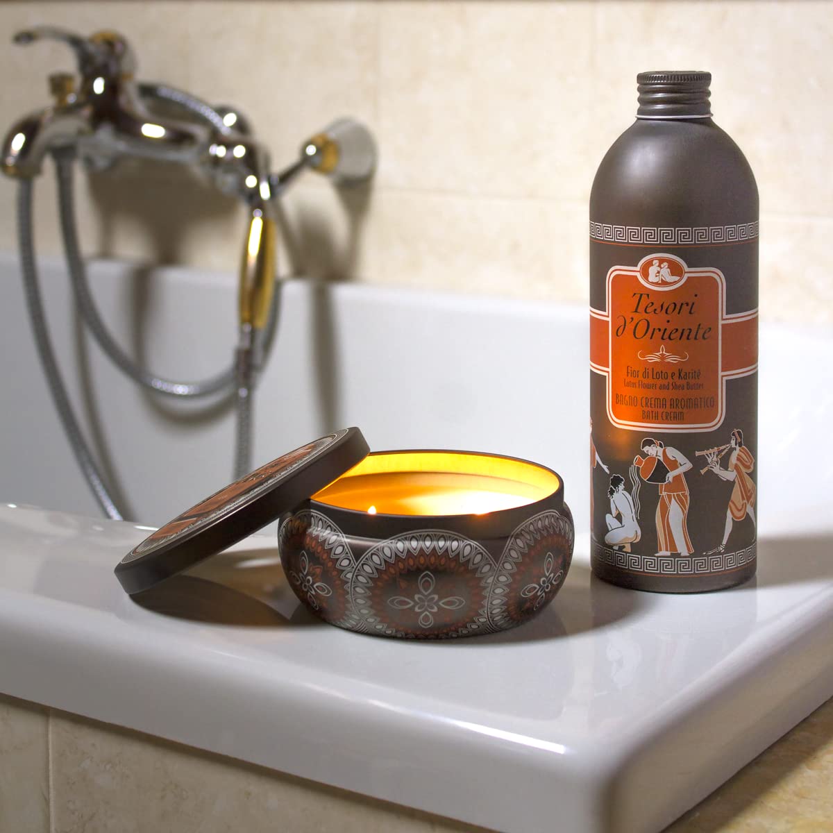 Tesori d'Oriente: "Fior Di Loto e Karité" ("Lotus Flower and Shea Butter") Bath Cream - 16.9 Fluid Ounces (500ml) Bottle [ Italian Import ]