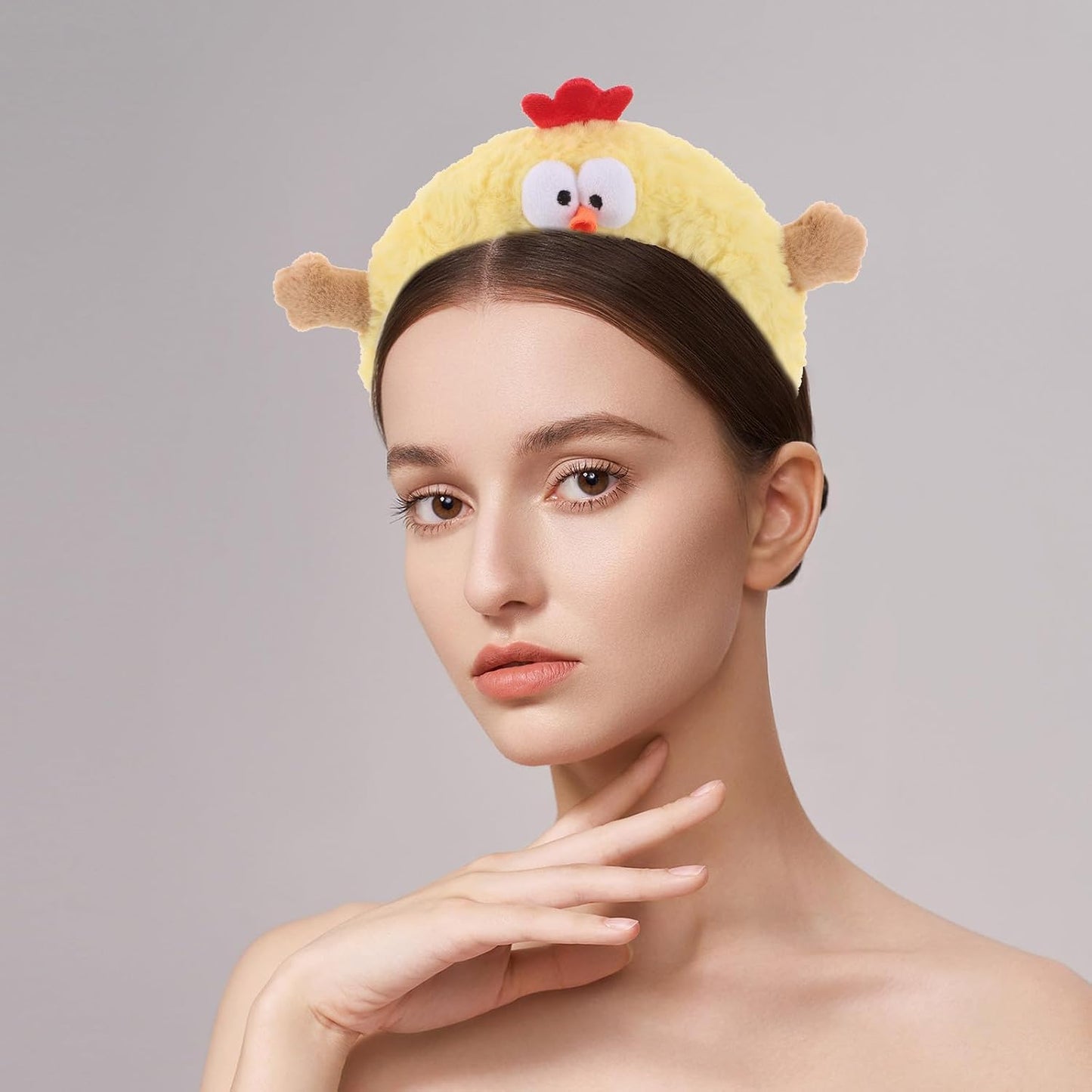 Beavorty Funny Chicken Plush Headband for Makeup Skincare and Face Washing Cute Cartoon Chick Hair Accessory for Spa Days and Photo Props