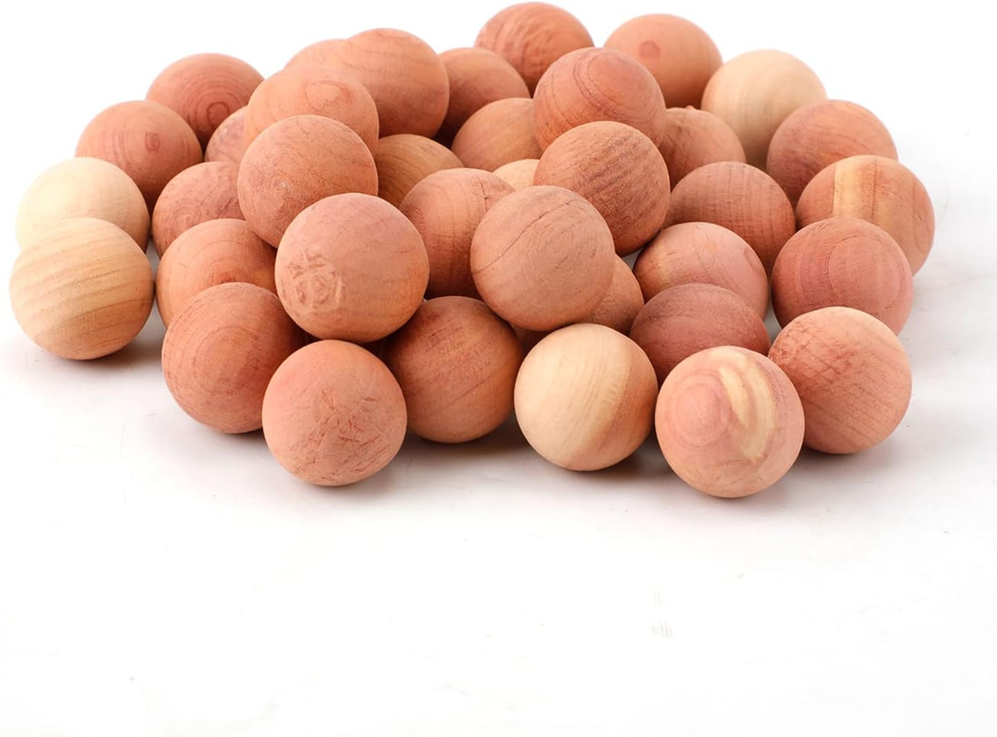 40pcs Cedar Balls for Clothes Storage, 0.87x0.87in Cedar Balls Wood Cedar Blocks Cedar Chips Redolent Cedar Rings for Clothes Storage Houses Drawers Closets Shoebox
