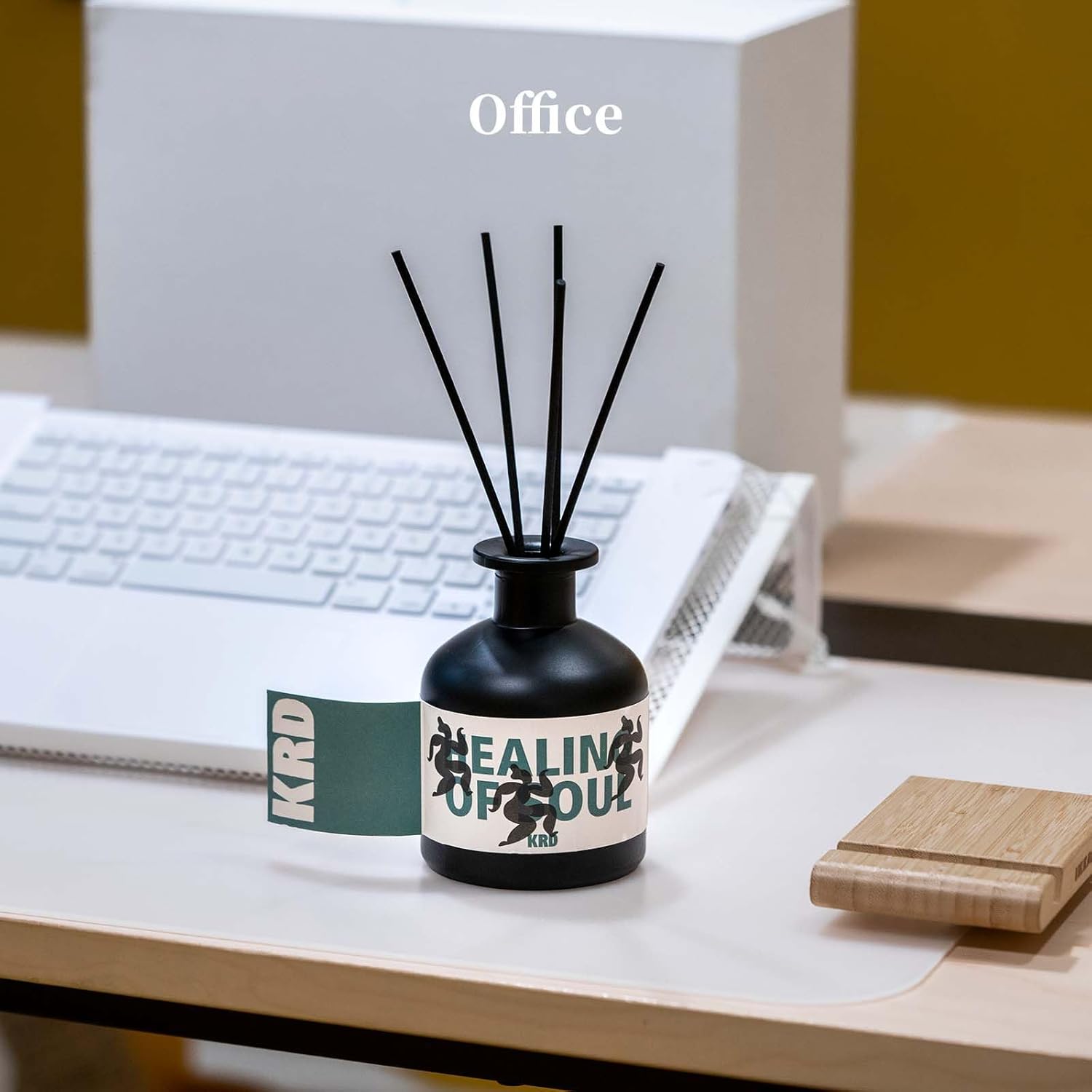 KRD Tomato Leaf Room Scent Diffuser, 3.38 fl oz Natural Rattan Sticks Fragrance Oil, Elegant Housewarming Gift for Women Green Decor