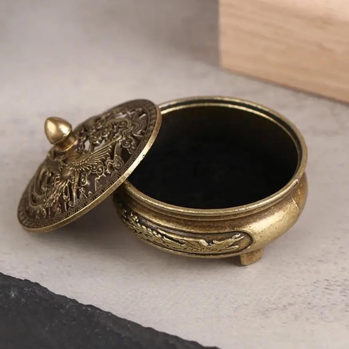 2 PCS Classics Incense Burner Holder for Cones & Sticks - Traditional Mini Ceramic Aromatherapy Incense Cone Holder with Detachable Tray, Decorative Zen Home Office Decor