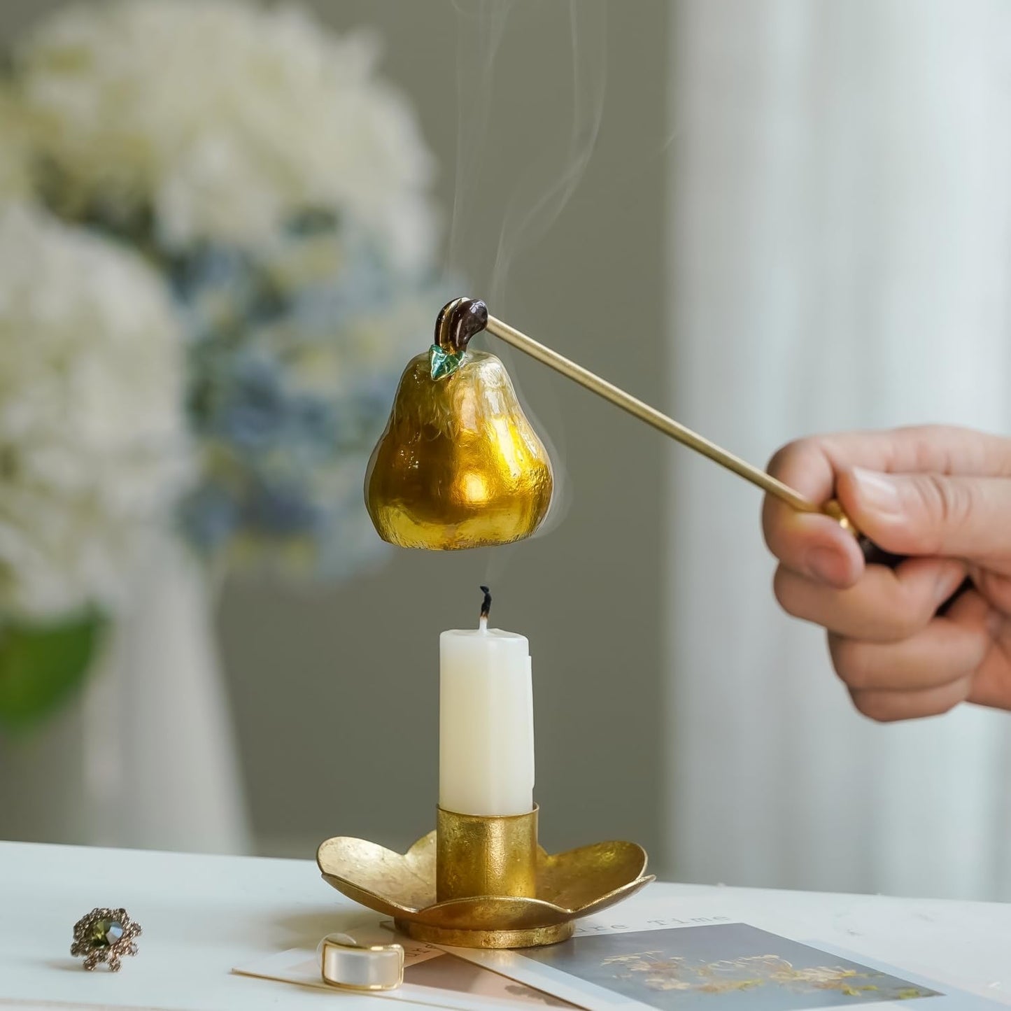 NIKKY HOME Candle Snuffer, Retro Candle Extinguisher with Long Handle Pear Wick Snuffer Candle Accessory for Candle Lovers