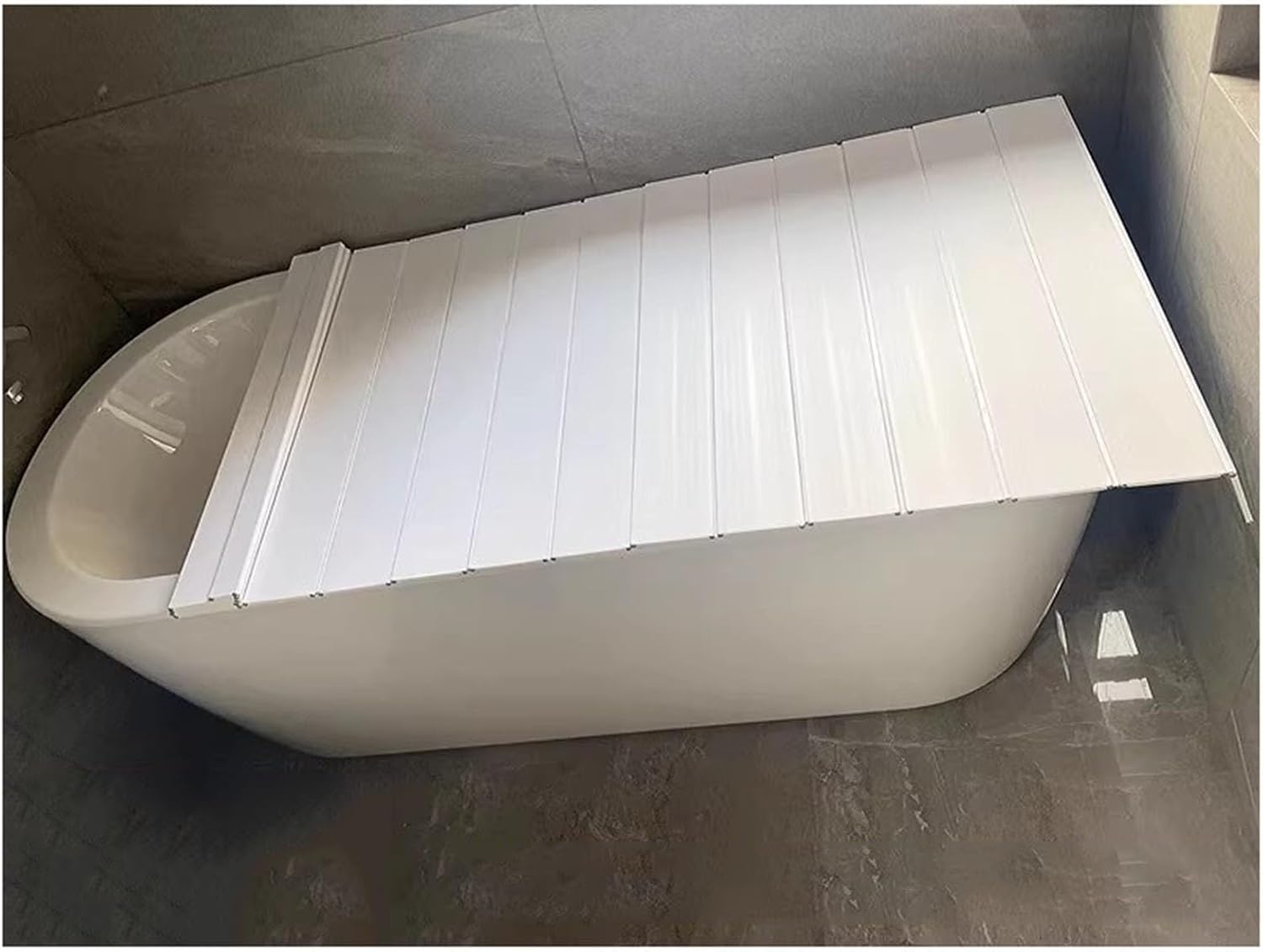 Bathtub Tray Folding Bathtub Cover Bathtub Caddy Tray Bath Lid, PVC Dust-Proof Board Insulation Cover Scalable Shutter Bath Lid Bath Tub Accessories, 22 Size Multifunctional(80x150x0.6cm)