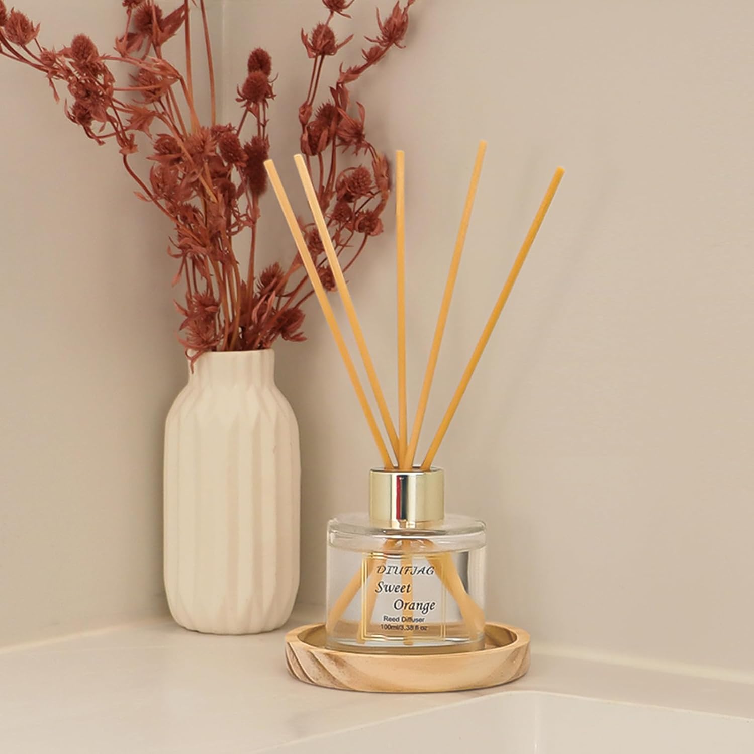 100ml Scent Diffuser with 6 Fiber Sticks, 3.5 oz Reed Diffuser Set Aromatherapy Fragrance Diffusers Air Fresheners for Home Bedroom Bathroom (Orange)