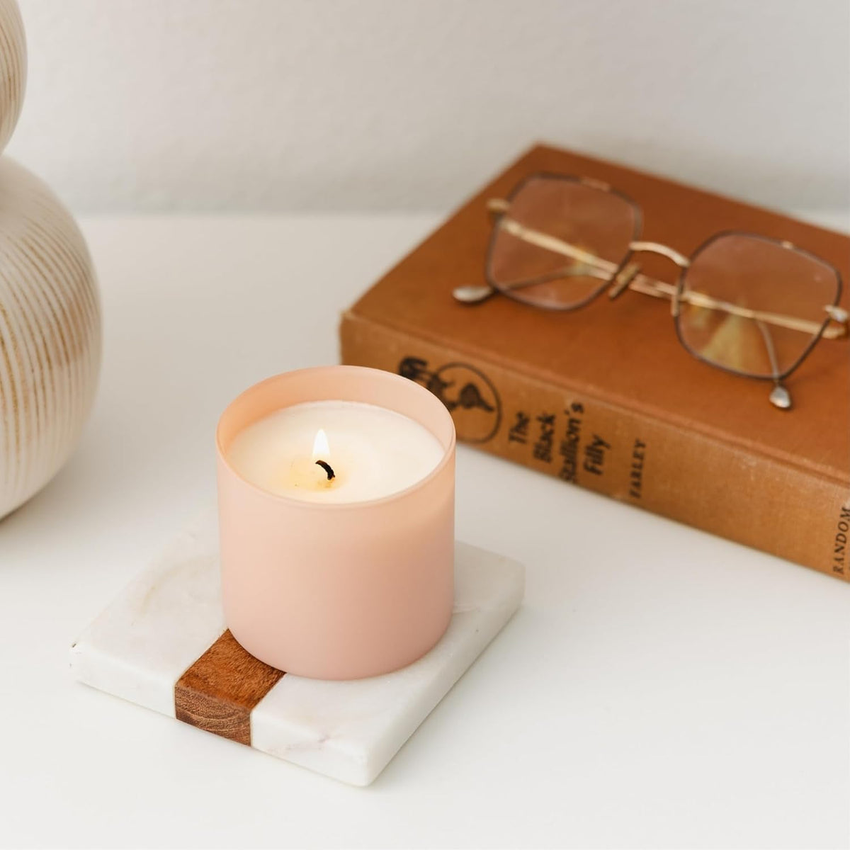 Calyan Wax Co. Dignity Series Lavender &amp; Bergamot Scented Candle