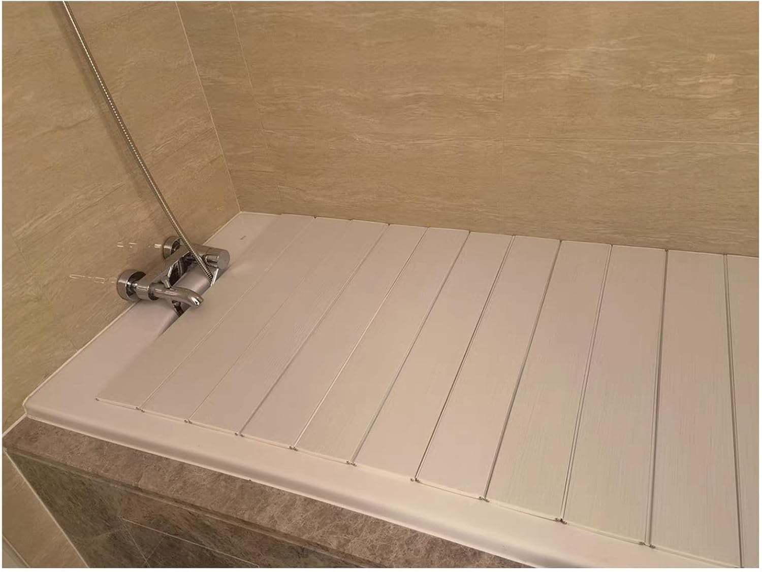 Bathtub Caddy Tray Folding Bathtub Cover, White PVC Plastic Dust-Proof Board Shutter Bath Lid Insulation Cover for Spa, Bathroom & Shower, 0.6cm Thickness (Color : White, Size : 66x85x0.6cm
