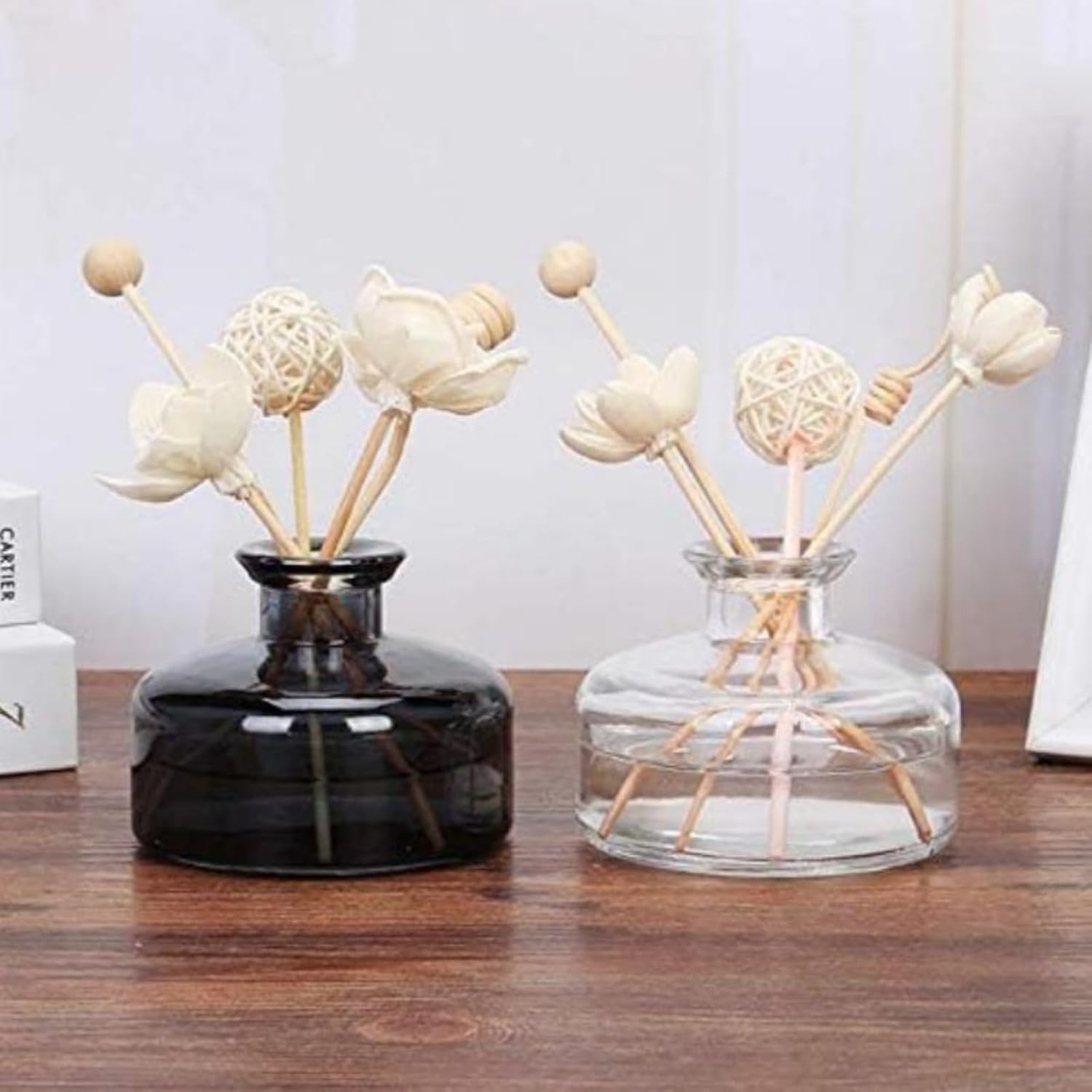 Glass Bud Vase Empty Glass Diffuser Bottles Refillable Aromatherapy Jars Small Vases for Flowers Vases Centerpiece for Wedding Home Essential Oils Office Table Decor (Pink)