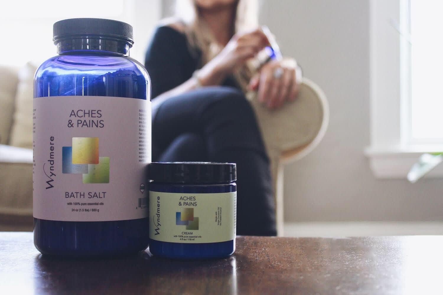 Wyndmere Aches & Pains Bath Salts - Warming Aromatherapy Soak with 100% Pure Essential Oils and European Sea Salt - 24oz