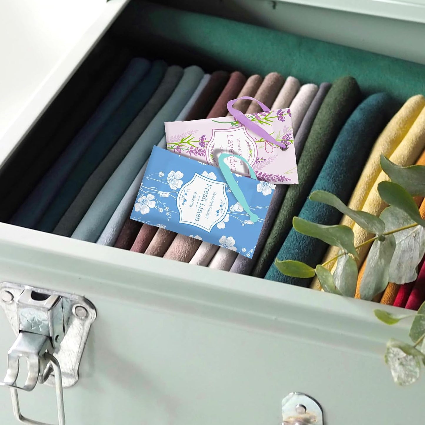 SCENTORINI Sachets for Drawers and Closets, Sachets Bags Long-Lasting, 16 Pack, Lavender Linen Vanilla Cotton, Home Fragrance Sachet for Cupboard, Wardrobe, Suitcases, Shoecases