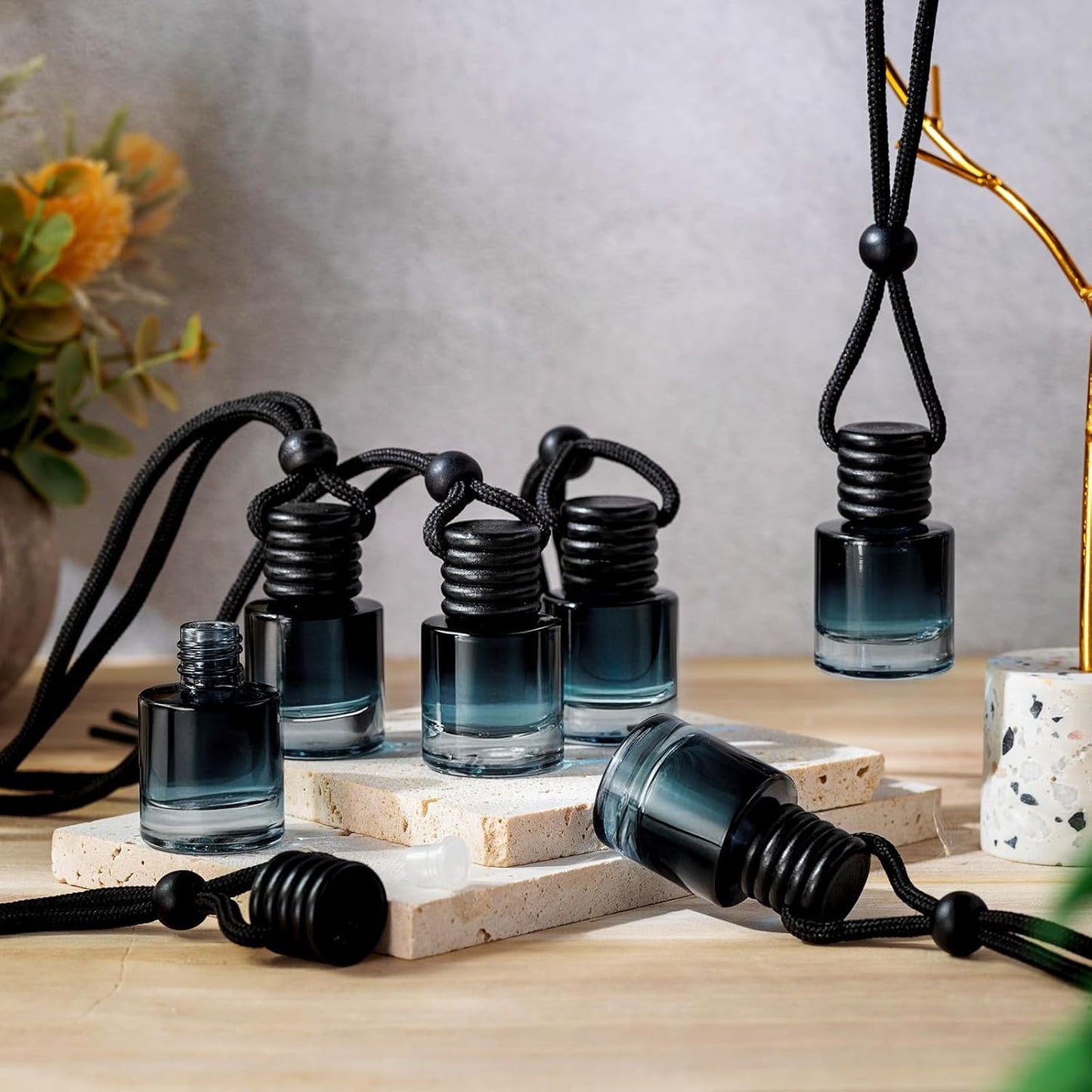 Domensi 30 Pieces Hanging Car Diffuser Air Freshener Bottle Bulk Empty Glass Refillable Perfume Bottles Oil Diffuser Aromatherapy Pendant for Auto Interior Ornaments Decor (Black)