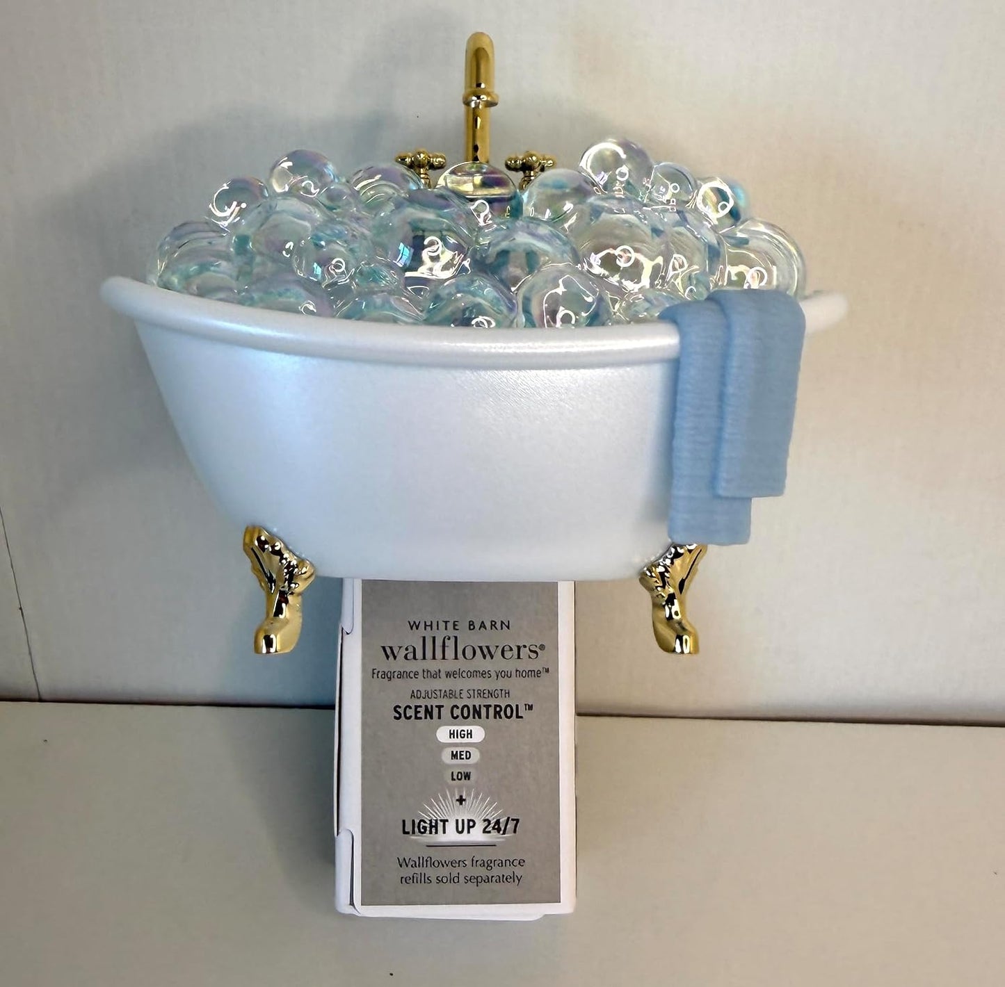 Bath and Body Works Bubble Bath Scent Control Nightlight Wallflowers Fragrance Plug