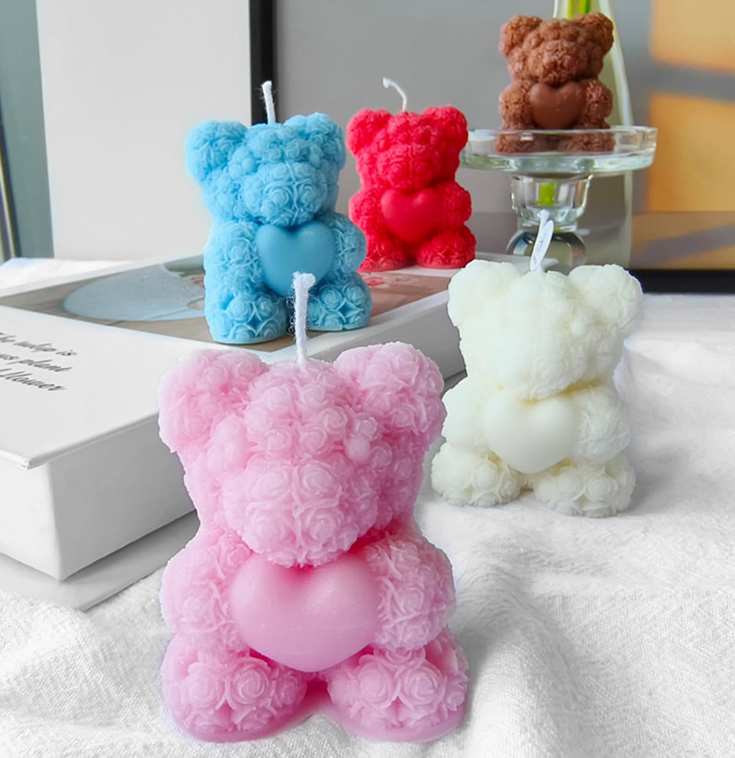 Cute Bear with Heart Scented Candle,60G Teddy Bear Rose Clusters Aesthetic Handmade Soy Wax Aroma Decorative Candle for Table Photo Prop Wedding Birthday Gift,Prefect for Meditation Stress-Blue