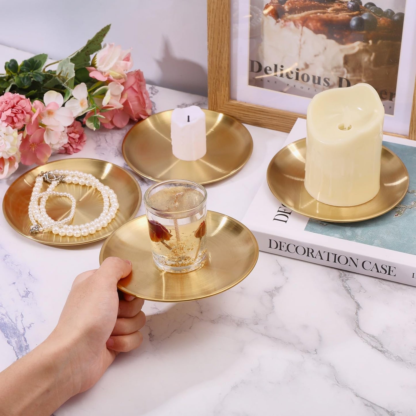 GLOBLELAND 4 Pcs 5.6 Inch Flat Round Metal Candle Holder Plate Golden Stainless Steel Jewelry Plates Gold Candle Holders Decor for Coffee Table Countertop Home Decorations