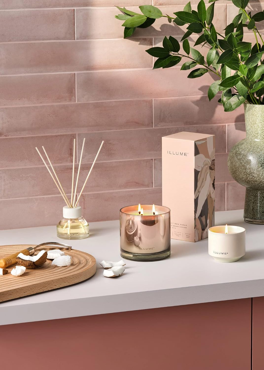 Illume Beautifully Done Essentials Coconut Milk Mango Matte Ceramic Scented Soy Candle, 2" L x 2" W x 1" H