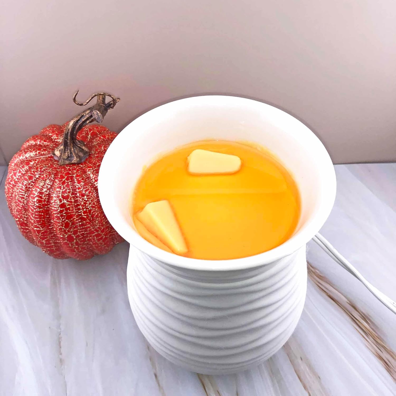 DaVoice Fall Wax Melts Wax Cubes Soy Wax Blend Melt - Spiced Pumpkin Wax Melts Fall Scents Long Lasting - Fall Scented Wax Melts (Pumpkin Spice Scent, 2.2 oz, 6 Cubes)