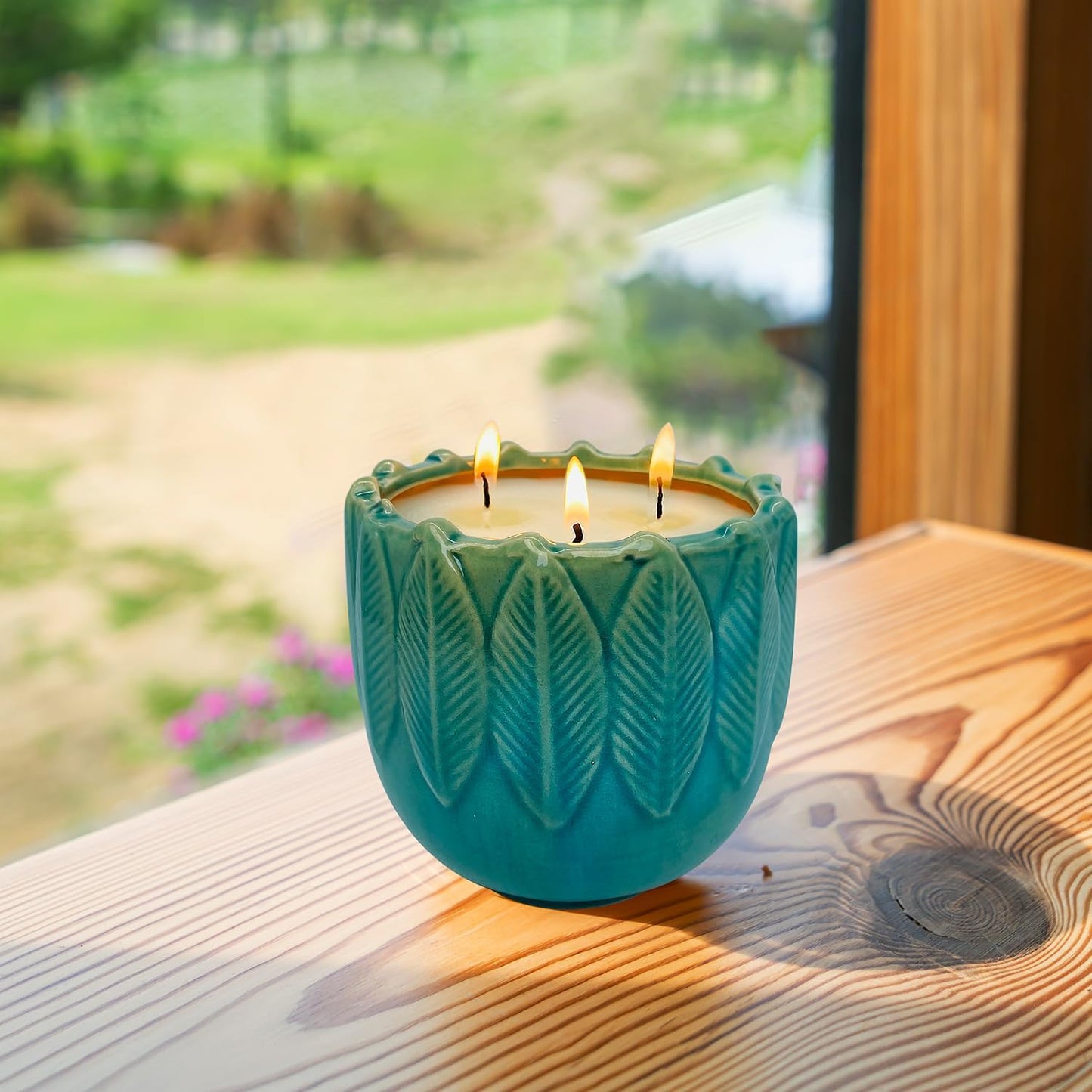 Exquisite Creamy Vanilla Scented Large Candle, 3-Wick 20oz 80H Long Lasting, Natural Soy Wax Aromatherapy Candle for Stress Relief, Home Fragrance Housewarming Gifts Candle for Home Decor