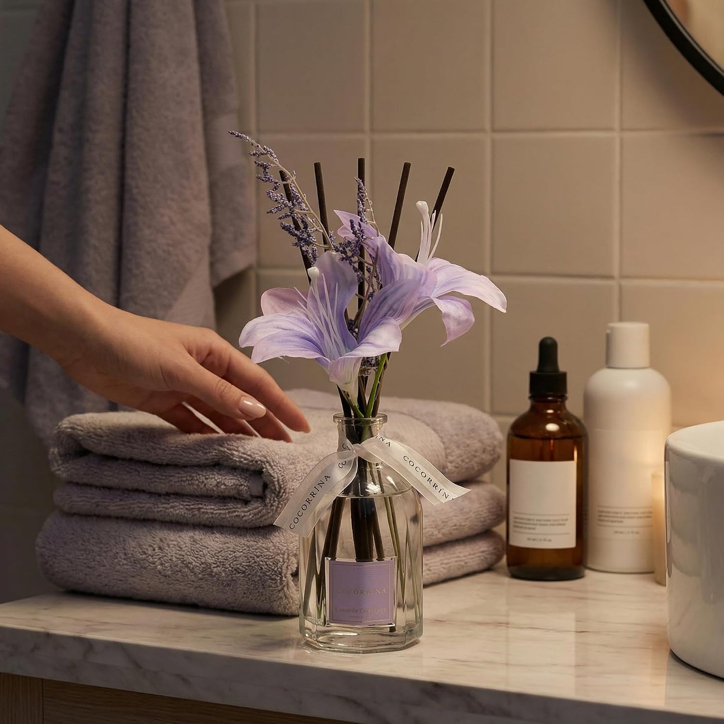 COCORRÍNA Reed Diffuser - Lavender Eucalyptus 8.5 Fl.oz Flower Reed Diffuser with Sticks, Bedroom Bathroom Shelf Decor (Floral Basket Collection)
