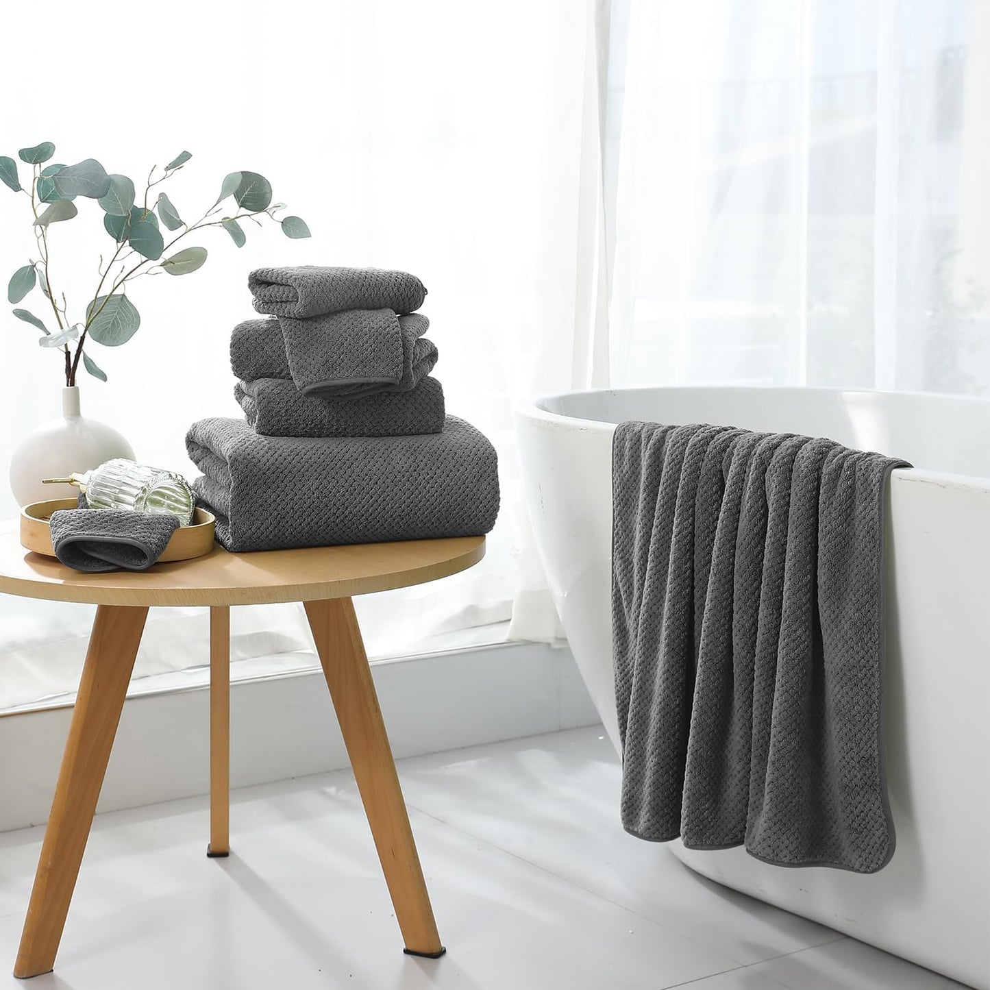 Extra Large Bath Towel Set of 4 (35"x70"),Oversized Bath Sheet Super Soft Highly Absorbent Jumbo Bathroom Towel Set Microfibers Quick Dry Shower Towel for Hotel,Bathroom,Guest,Spa,Gym (Dark Gray)