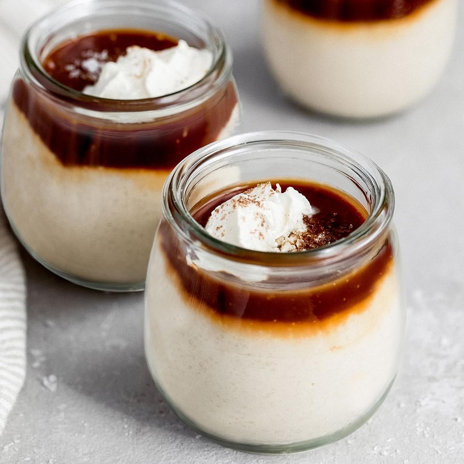 NEWMIAO 20 Pack 7 oz Glass Yogurt Jars with Cork Lids and PE Lids, Glass Pudding Jars Candles Jars, Small Containers for Wedding Favors, Milk, Jam, Honey, Cake, Spices and DIY Gift
