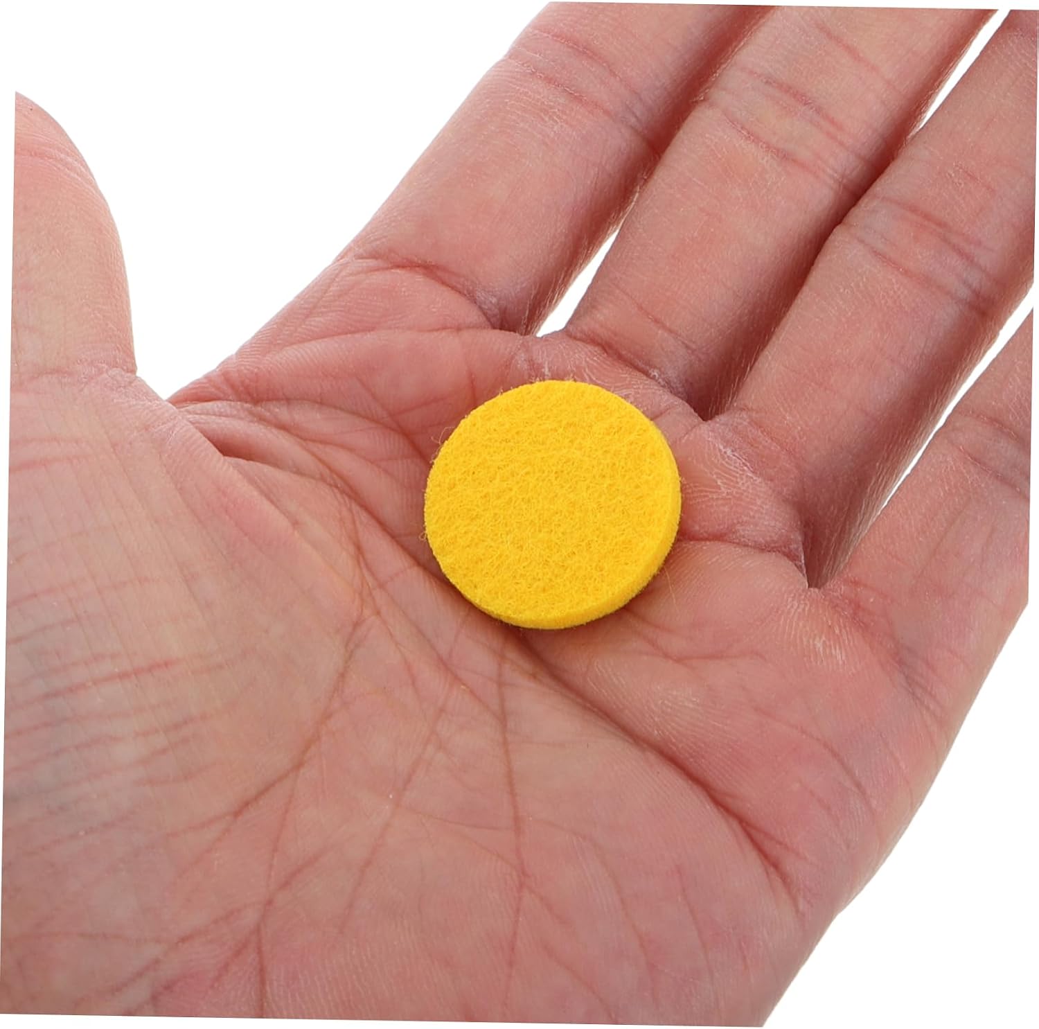 Mobestech 50pcs Cotton Aromatherapy Pads for Essential Oil Diffusers Reusable Diffuser Replacement Pads for Car Scent Release Round Diffusing Mats Fresh Environment