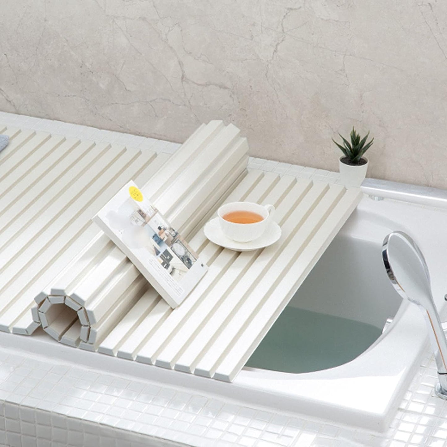 Bath Caddy Non-Slip Rack Bathtub Cover Folding Bath Tray Dust-Proof Cover Insulation Board Storage Shelf Phone Slot and Book Rest Tablet Stand (70x140cm)