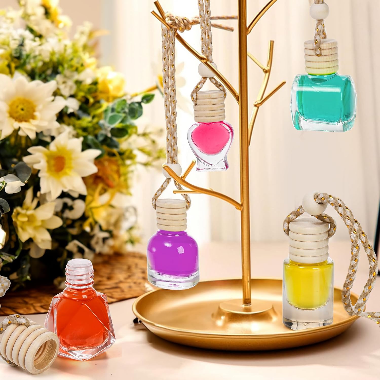 Fasmov 100 Pcs Hanging Car Air Freshener Diffuser, 10ml/8ml/5ml Empty Clear Glass Essential Diffuser Oil Aromatherapy Fragrance Perfume Pendant Glass Vials with Wooden Caps Lanyard, 5 Assorted Style