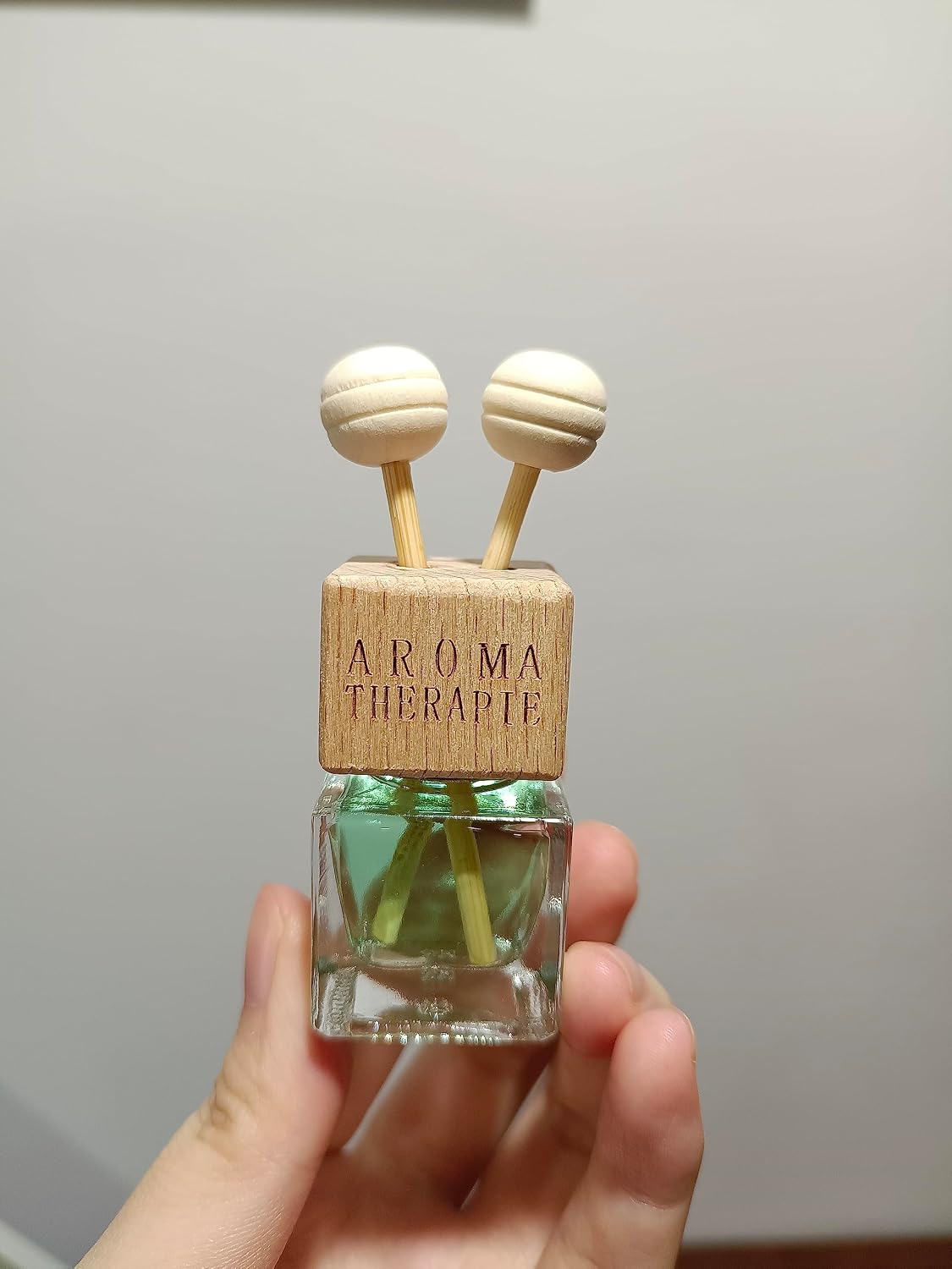 4Packs 8ml Empty Car Air Freshener Vent Clip, Clear Glass Essential Oil Diffuser Vent Outlet Auto Perfume Aromatherapy Bottle Vials Fragrance Ornament Decor