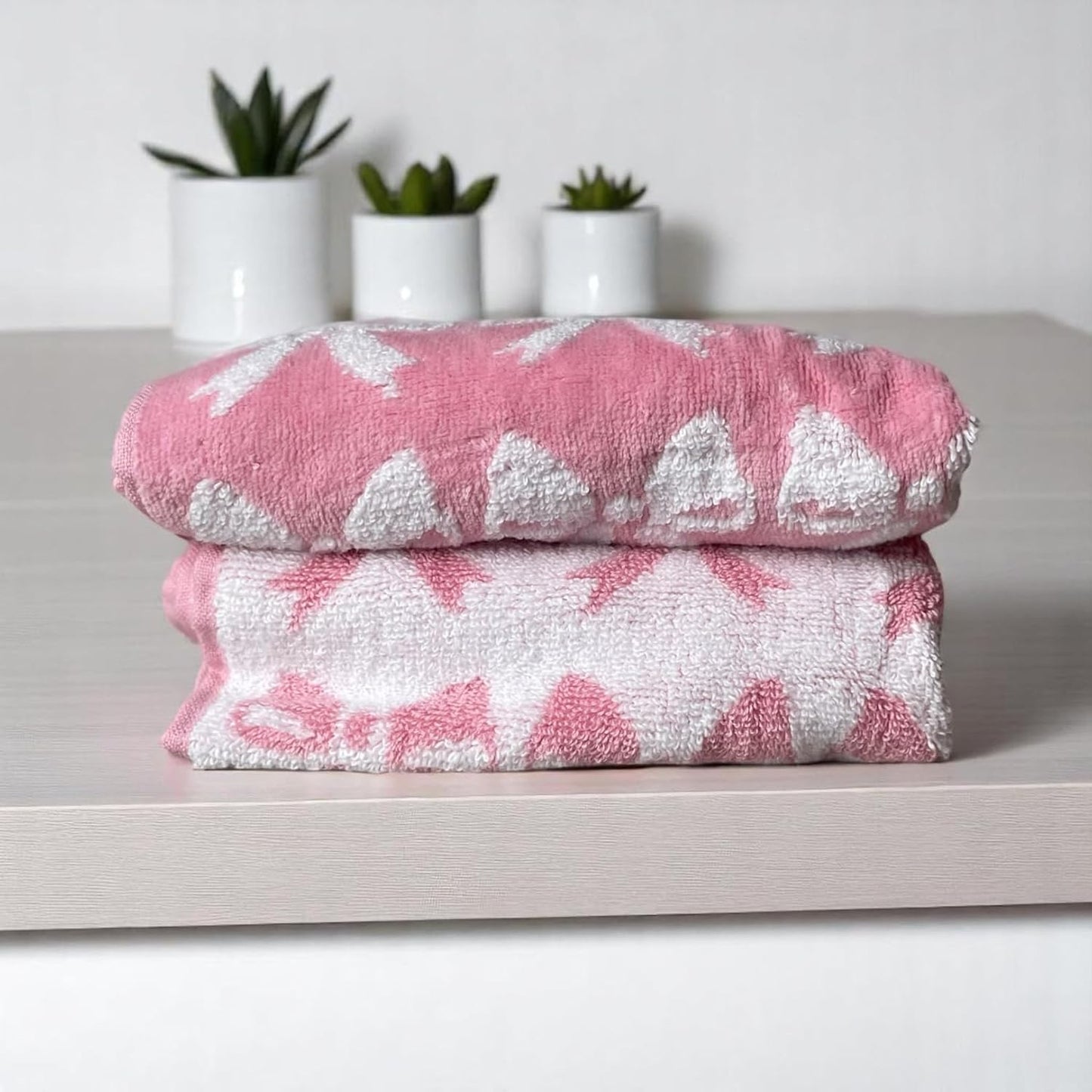 Luxury Bow Hand Towels – Set of 2 - Ultra-Absorbent & Quick-Dry Cotton Towels for Bathroom, Spa & Hotel Quality Comfort (Pink Bows, Hand Towel)