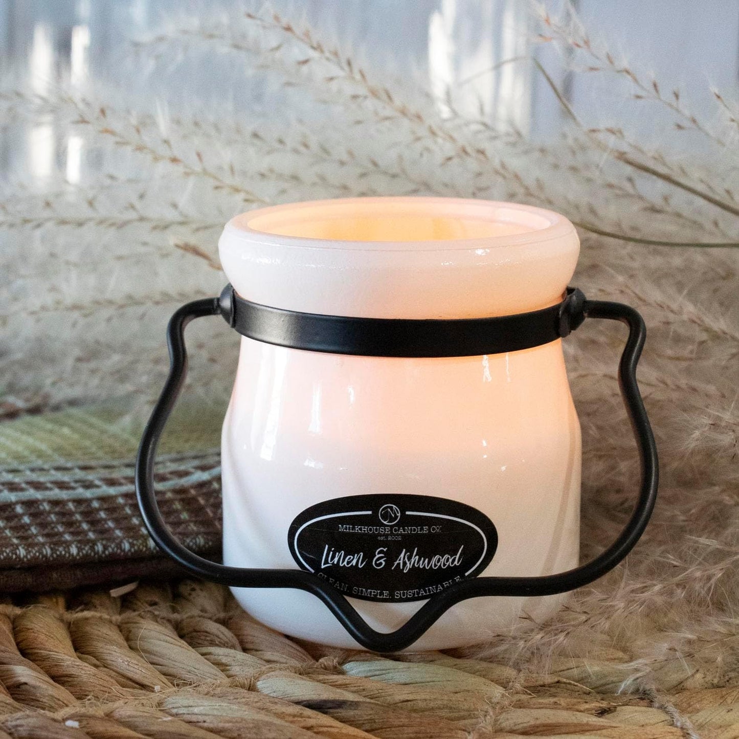 Milkhouse Candle Company Linen & Ashwood Soy Candle - Grey Musk | Dark Gilded Fruits | Tonka Bean & Amber Scented - 5 oz Cream Jar with Lid, 35+ Hour Burn Time, Made in the USA