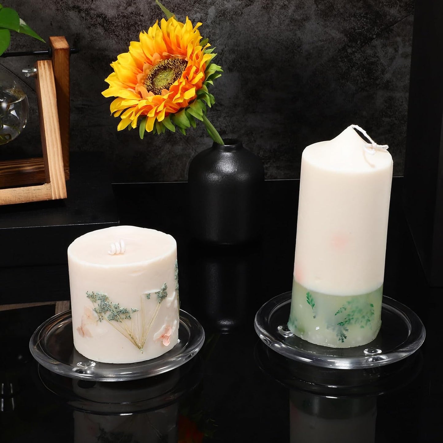 VOSAREA 2Pcs Glass Candle Holder Plates 5.11 Inch Transparent Round Candle Tray Coasters for Wedding Banquet Home Decor Table Centerpiece