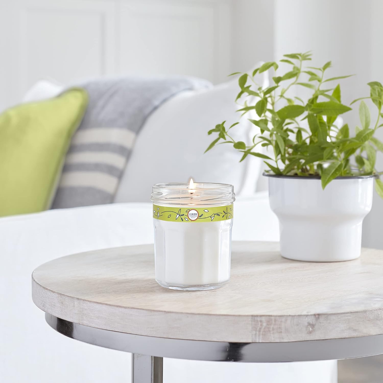 MRS. MEYER'S CLEAN DAY Scented Soy Aromatherapy Candle, 35 Hour Burn Time, Made with Soy Wax, Lemon Verbena, 7.2 oz