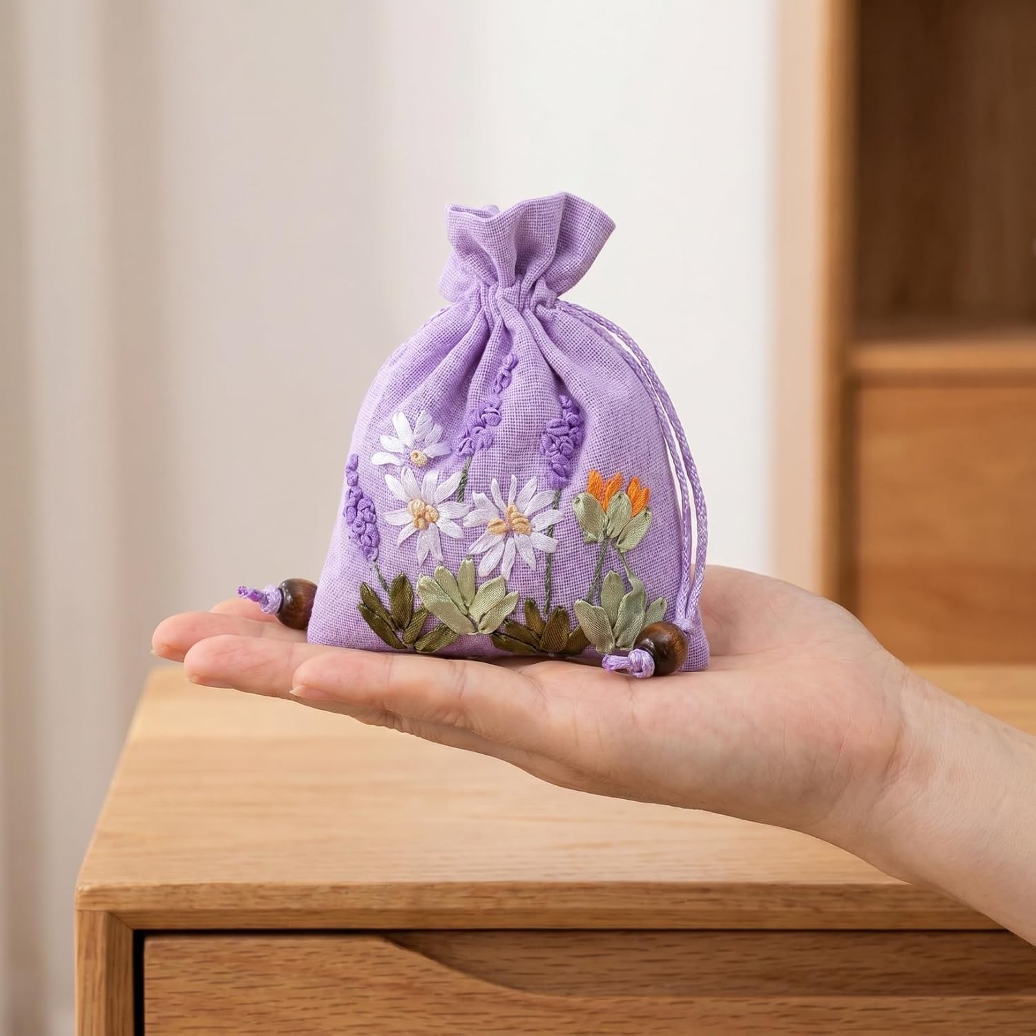 Hoement 4Pcs Embroidered Lavender Sachet Bags Small Drawstring Linen Brocade Pouches for Jewelry Storage Wedding Favor and Fragrance Packaging