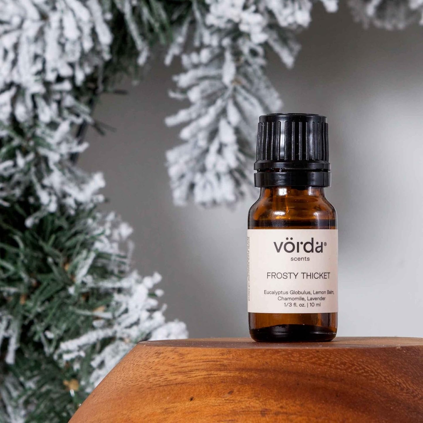 Vorda Frosty Thicket, 100% Pure Essential Oil Blend, Eucalyptus Globulus, Lemon Balm, Chamomile, Lavender, 1/3 fl oz