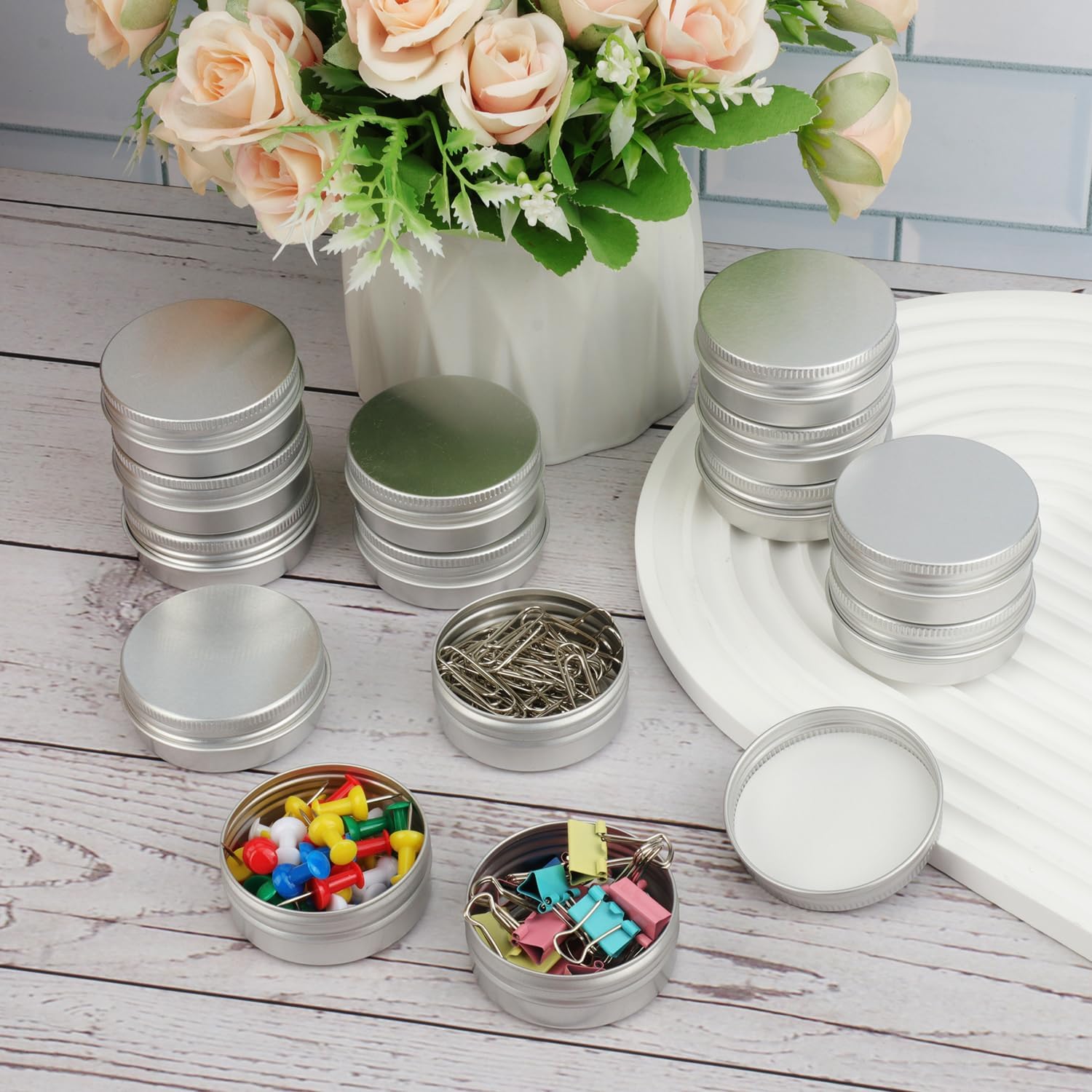 150 PCS 1 Ounce Aluminum Tins with Screw Tops, Round metal tin with Screw Lids, 1 oz Round Cans with Lid for Cosmetics, Lip Balm, Spices, and More(Silver)