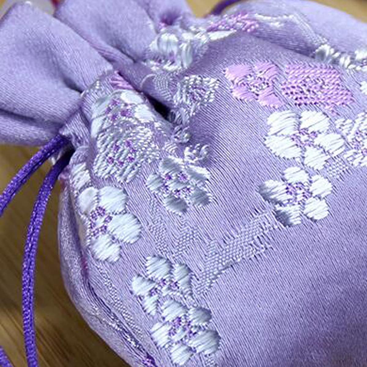 20 Pcs Drawstring Sachets Bags,Silk Brocade Bags,Plum Pattern Sachets with Tassels to Make Portable Ssachets,Pendants,Aromatherapy,Decorations.